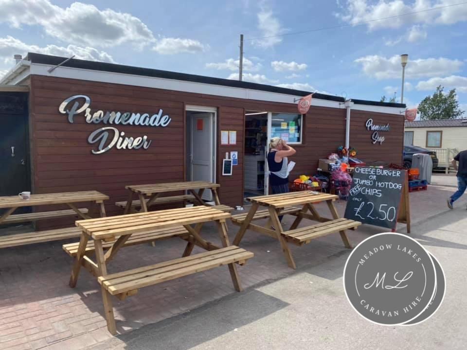 Promenade 566, Direct Beach Access, Close To Fantasy Island, Wifi, Pet Friendly - Meadow Lakes Caravan & Lodge Hire Skegness Luaran gambar
